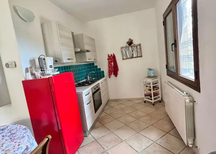 Iss Travel, Euro In San Teodoro, Groundfloor, 2 Bedrooms, 6 Beds, With Air Conditioning San Teodoro (Sardinia)