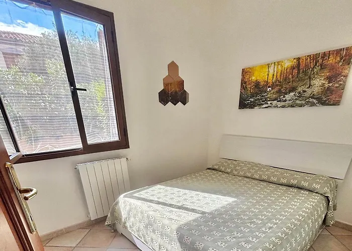 Daire Iss Travel, Euro In San Teodoro, Groundfloor, 2 Bedrooms, 6 Beds, With Air Conditioning San Teodoro (Sardinia)