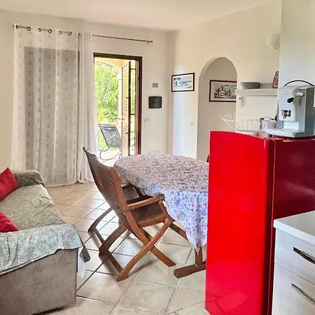 Iss Travel, Euro In San Teodoro, Groundfloor, 2 Bedrooms, 6 Beds, With Air Conditioning Apartment