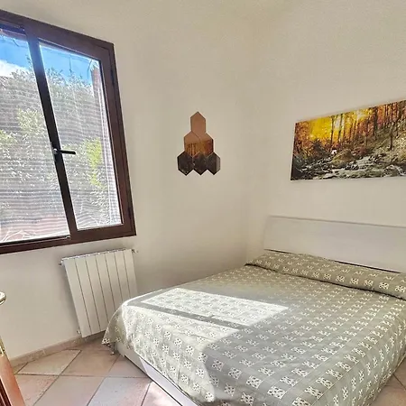 Апартаменты Iss Travel, Euro In San Teodoro, Groundfloor, 2 Bedrooms, 6 Beds, With Air Conditioning Сан-Теодоро