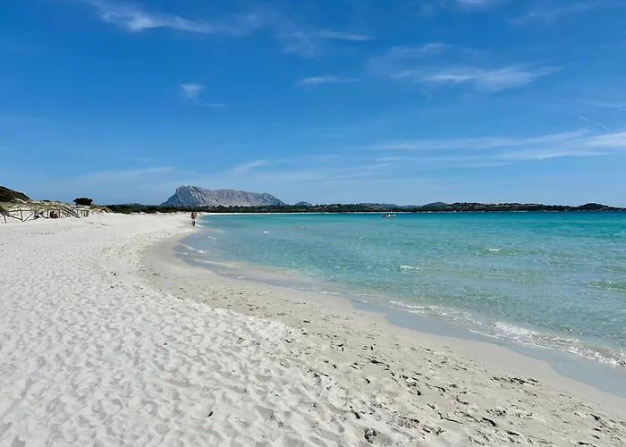 Апартаменты Iss Travel, Euro In San Teodoro, Groundfloor, 2 Bedrooms, 6 Beds, With Air Conditioning *